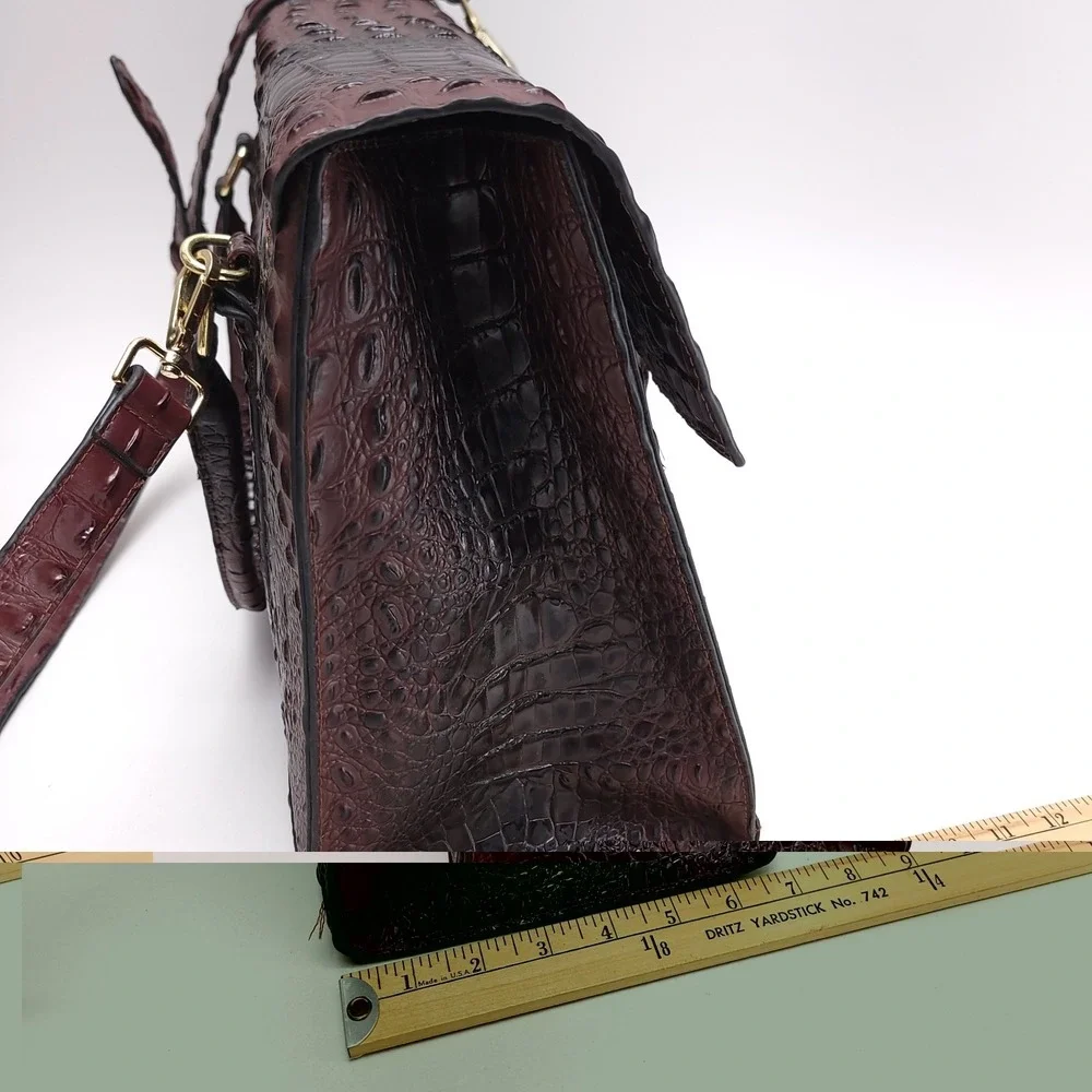Savannah Heritage Faux Alligator Leather 15